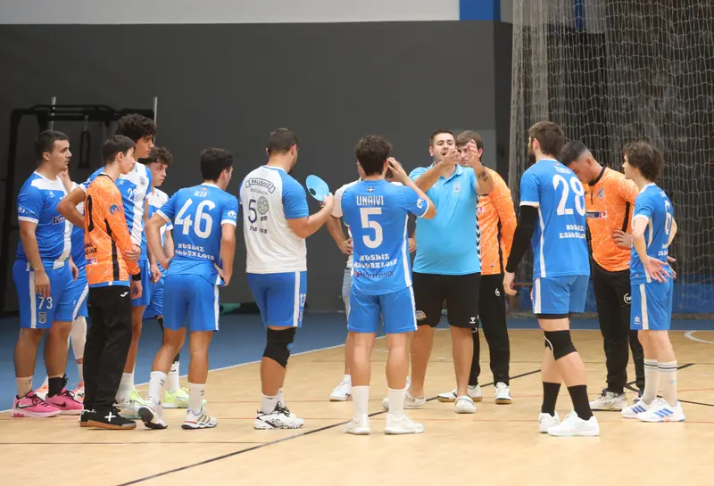 Sénior Bizkaia, en un tiempo muerto