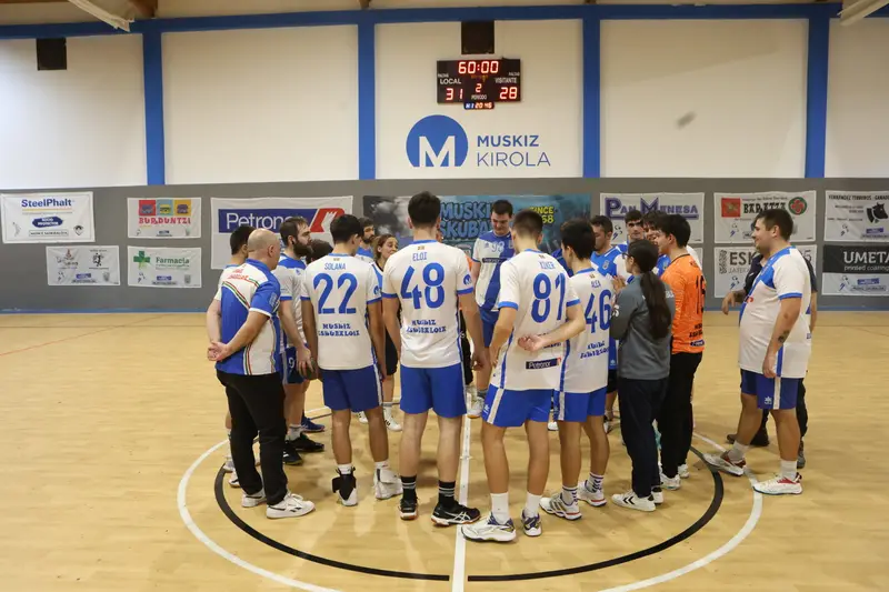 Sénior Bizkaia, en un tiempo muerto