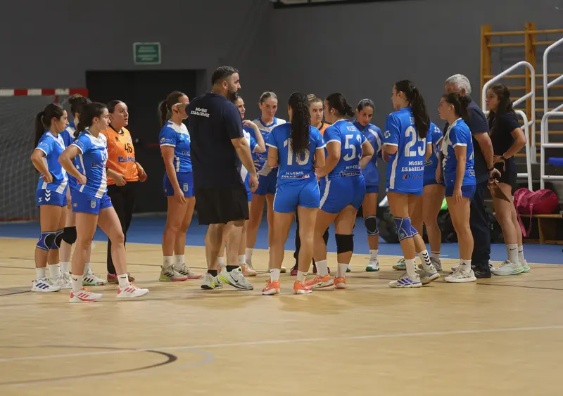 Sénior Femenino, en un tiempo muerto