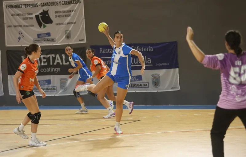 Sénior Femenino contra Kukullaga · 31–26