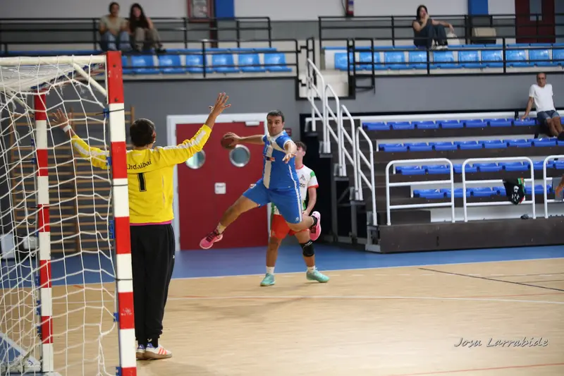 Sénior Bizkaia contra Urdaibai · 25–28