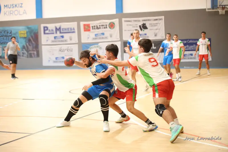 Sénior Bizkaia contra Urdaibai · 25–28