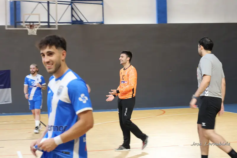 Sénior Bizkaia contra Urdaibai · 25–28