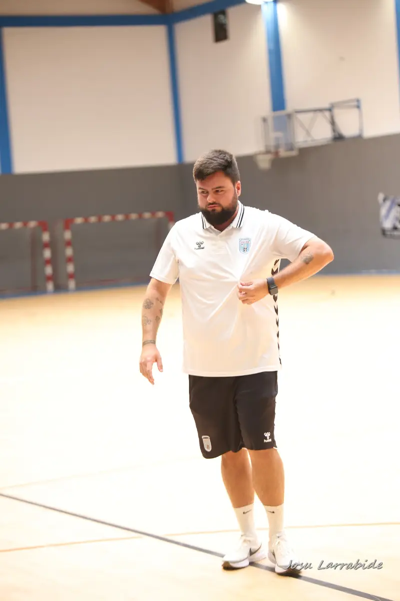Sénior Euskadi contra Colindres · 32–30