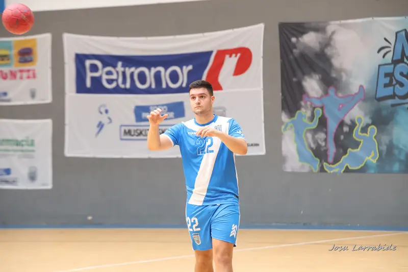 Sénior Euskadi contra Colindres · 32–30