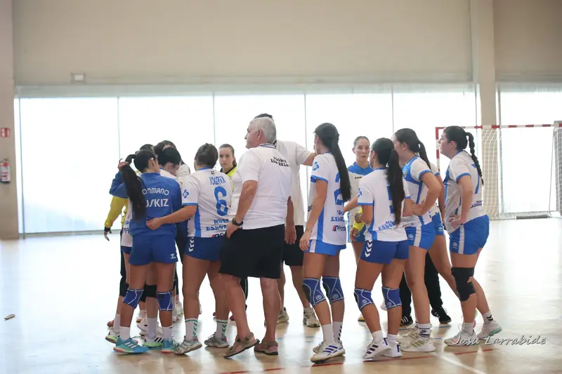 Sénior Femenino contra Basauri B · 35–25