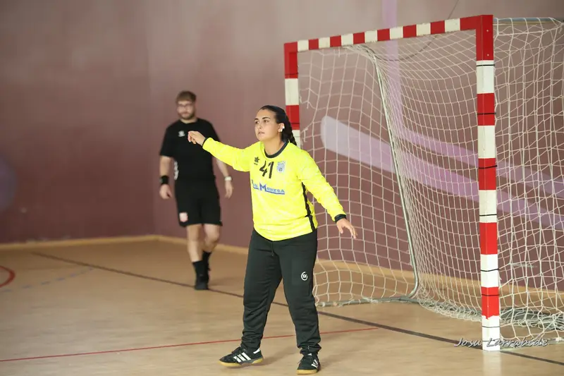 Sénior Femenino contra Basauri B · 35–25