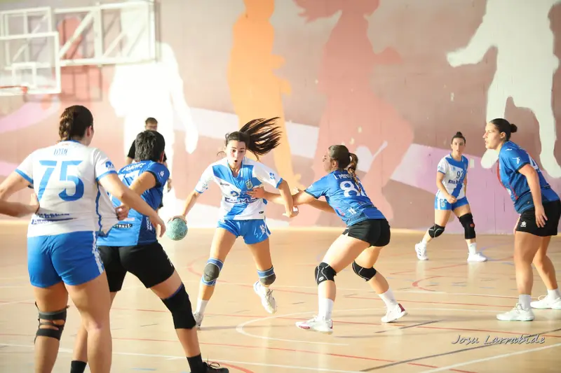 Sénior Femenino contra Basauri