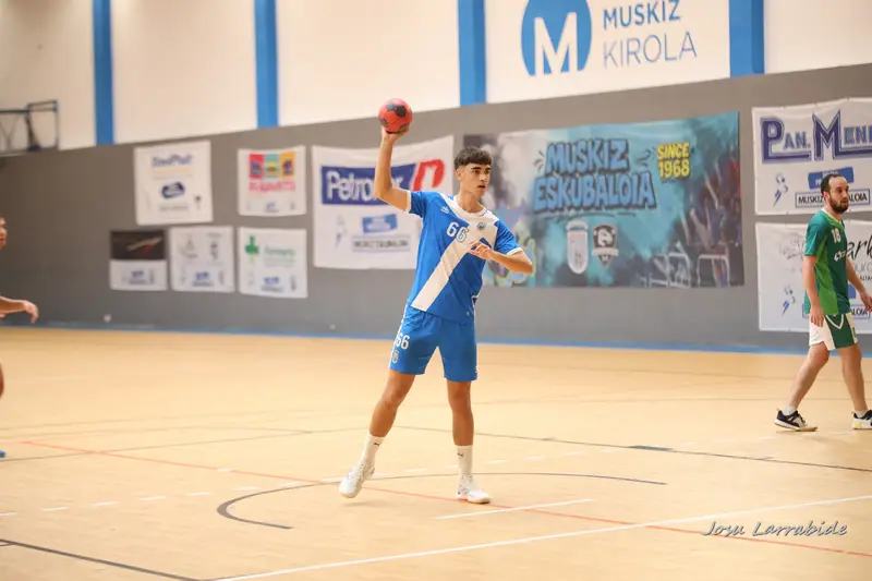 Sénior Bizkaia contra Urdaneta B · 25–29