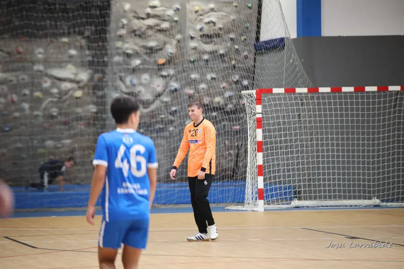 Sénior Bizkaia contra Urdaneta B · 25–29