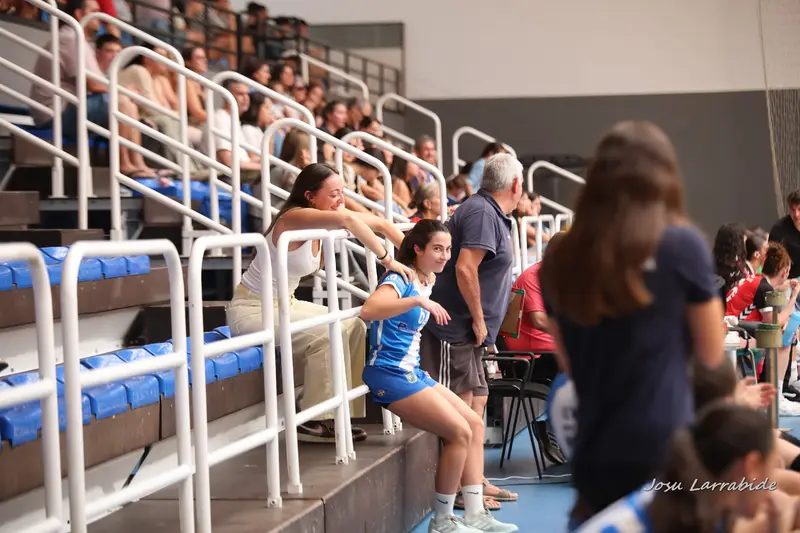 Sénior Femenino contra Urduliz Berango Eskubaloia · 33–28