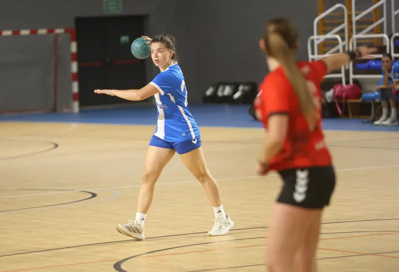 Sénior Femenino contra Baigene Corazonistas · 42–29