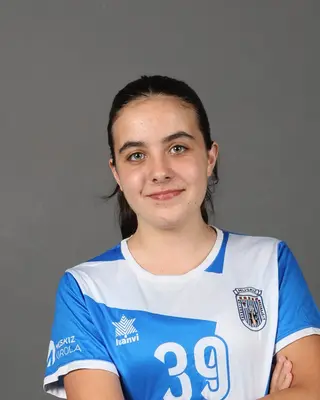 Aiala Montejo, number 39