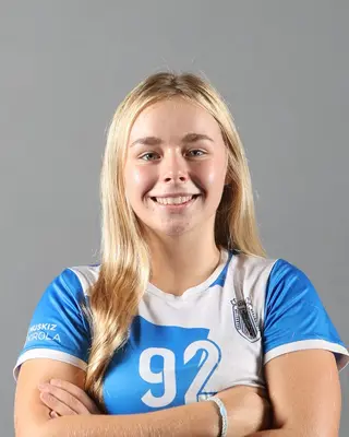 Andrea Ugarte, number 92