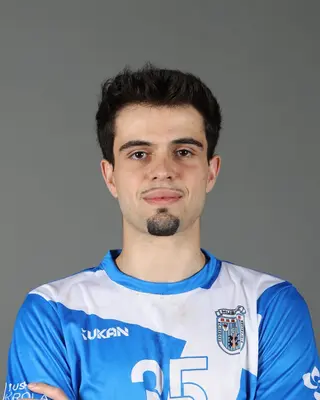 Asier Castrillejo, dorsal 35