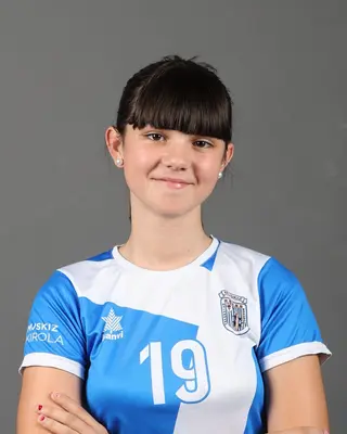 Ekiñe Martín, number 19