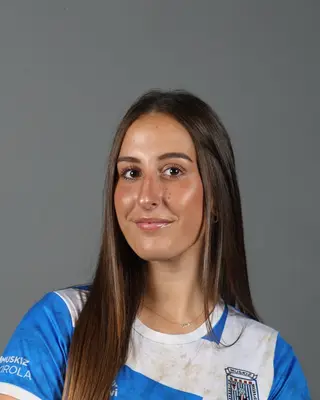 June Fernández, dorsal 37