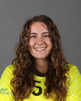 Nahia Izaguirre, dorsal 73